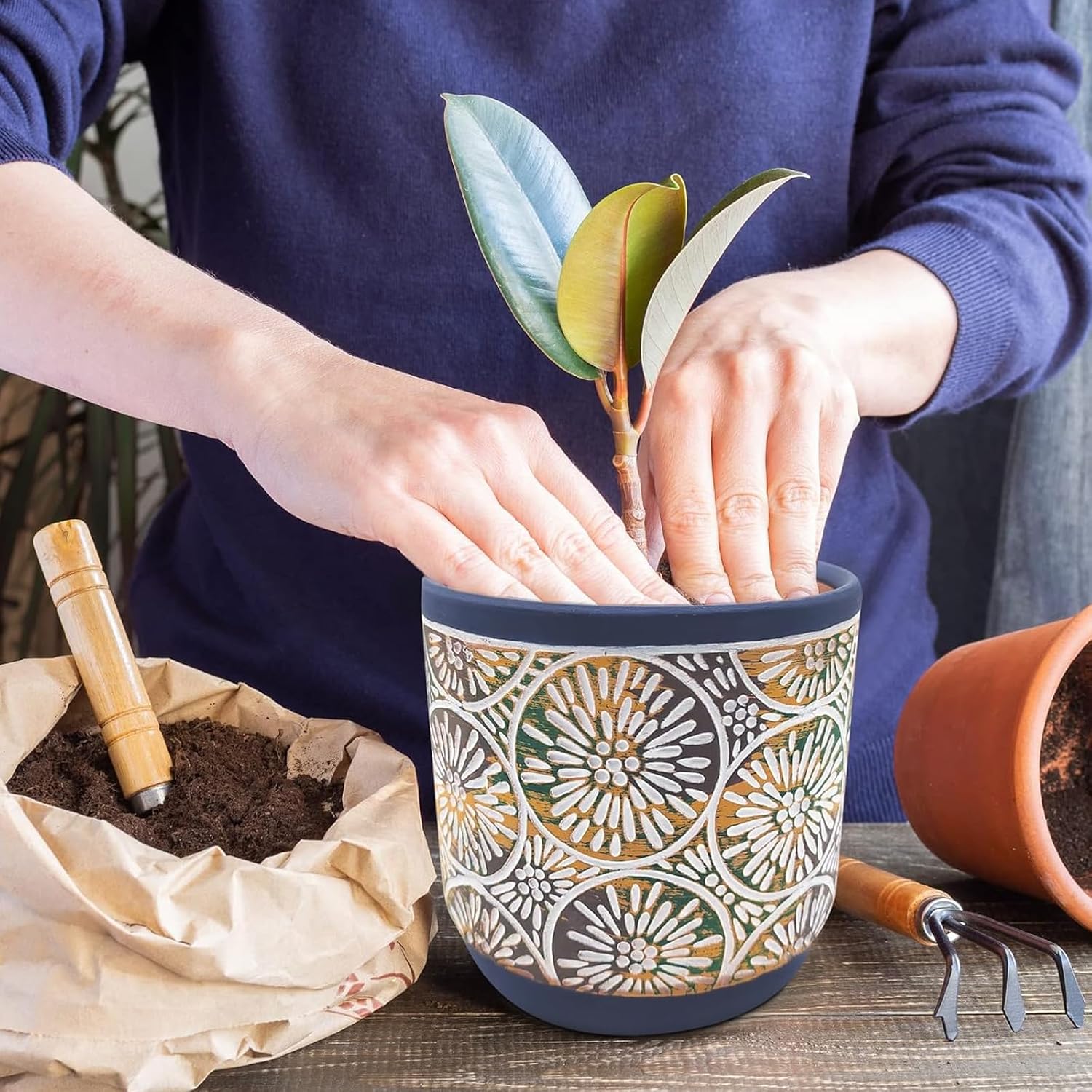 Ceramic Plant Pots with Drainage — Set of 3, 3.5/4.7/5.7 in, Blue